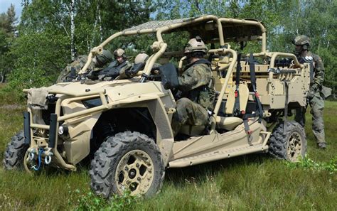 Bundeswehr Führt Multifunktionale Tarnbeleuchtung Für Taktische Fahrzeuge Ein