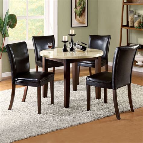 Round Dining Table and Chairs for Your Small Dining Room