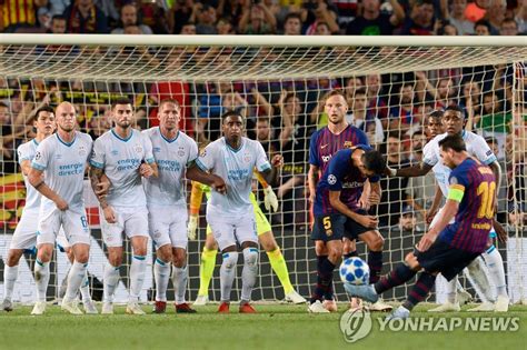 10월 26일(토) 서울월드컵경기장에서 열린 afc 챔피언스리그 결승 1차전의 경기 하이라이트 영상입니다. 메시, UEFA 챔스리그 통산 8번째 해트트릭…'호날두 제쳤다' | 연합 ...