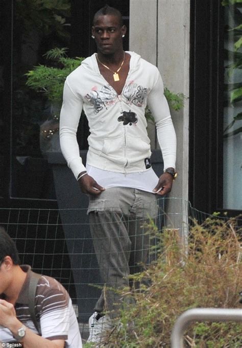Mario Balotelli Splashes Out On £750000 Milan Love Nest For Him And