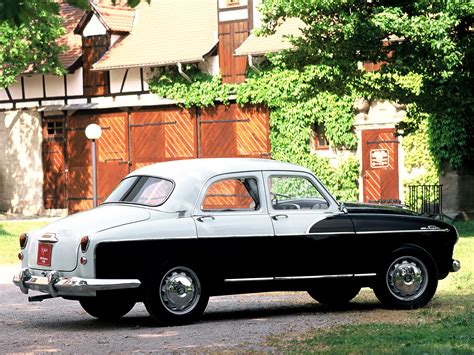 ALFA ROMEO 1900 Berlina Specs & Photos - 1950, 1951, 1952, 1953, 1954
