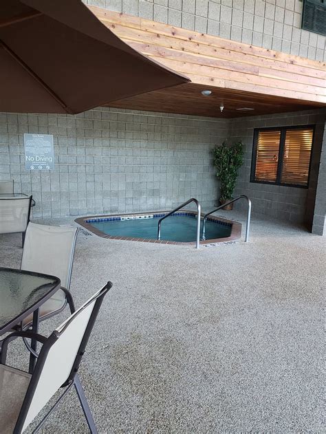Wingate By Wyndham Coon Rapids Pool Pictures And Reviews Tripadvisor