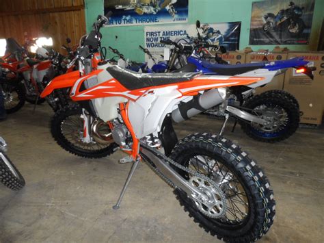 Walk around, review & mods (lowering, mirrors, skid plate, grab handle) subscribe. 2018 KTM 250 XC Motorcycles Gunnison Colorado
