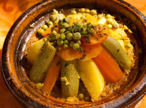 Check spelling or type a new query. Tajine di verdure, ricetta del piatto vegano marocchino