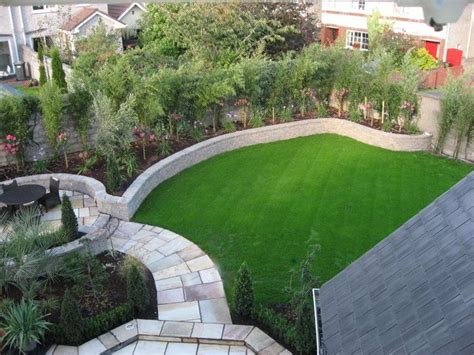 To build a raised garden seating area. Seating area and grass | Garden Design Ideas - small rear ...