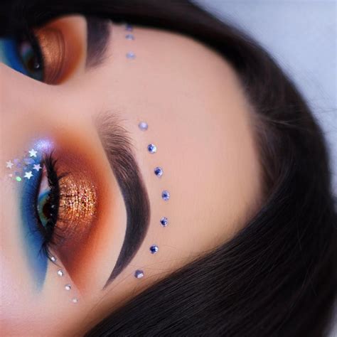 Pin By Amber Siepierski On мαкє υρ Makeup Obsession Rave Makeup