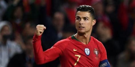 cristiano ronaldo becomes first person to get 500m followers on instagram p m news