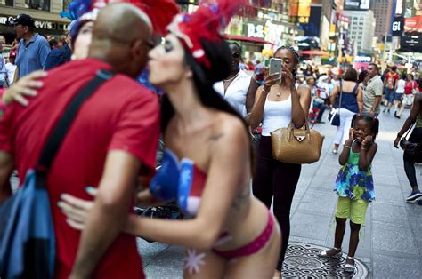 Topless Performers Take Over Times Square New York Daily News