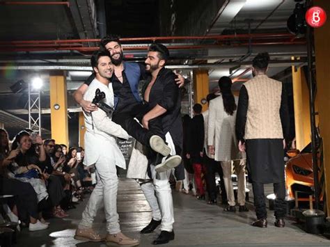 video alert arjun kapoor and varun dhawan go goofy on day 1 of lakme fashion week arjun kapoor
