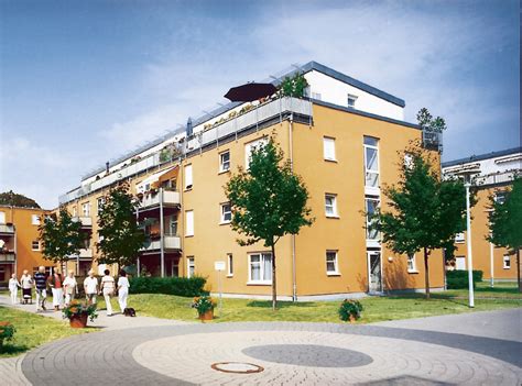 Zwei balkone, loggia, offene küche oder tiefgarage. Erfurt am Südpark - Artis-Senioren