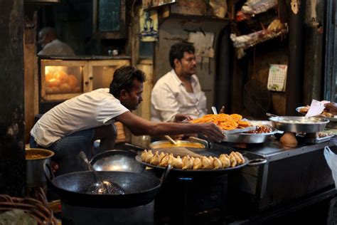 Top 15 Street Food Of Kolkata You Must Try When You Visit The City The
