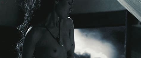 Lena Headey Nuda Anni In L Alba Di Un Impero