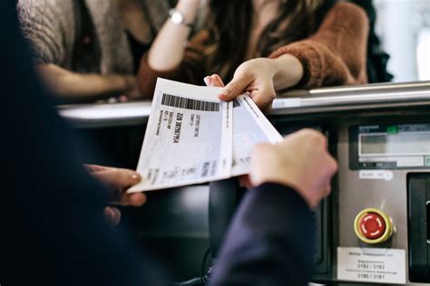 Many companies benefit from this data and are willing to pay for programs that are inexpensive for the airline to operate. Pros and Cons of Paper vs. E-Tickets
