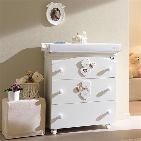 If you are cleaning the baby's diaper area well and changing the diaper frequently, then your baby need not have a bath every day. Céline Baby F: Pali changing table-baby bath, with 3 ...