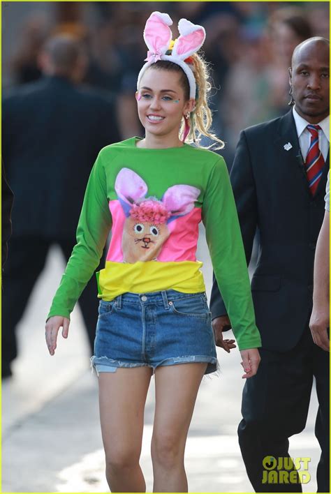 Full Sized Photo Of Miley Cyrus Naked Jimmy Kimmel Live Miley