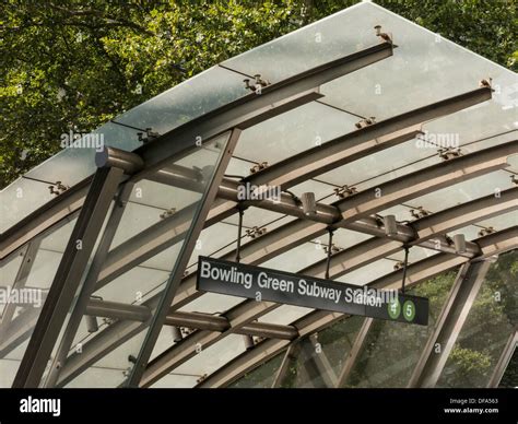 Bowling Green Subway Station Nyc Stock Photo Alamy