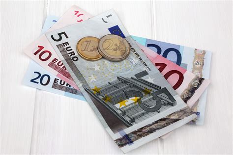The values in the exchange rate column provide the quantity of foreign currency units that can be purchased with 1 euro based on. Countries Using the Euro as Their Currency