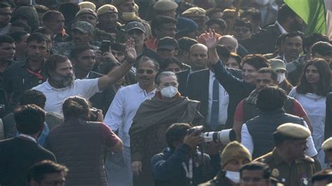 Congress Rahul Gandhi Led Bharat Jodo Yatra Enters Delhi Celebrations