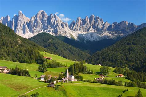 Dolomites Location Mountains Map And Facts Britannica