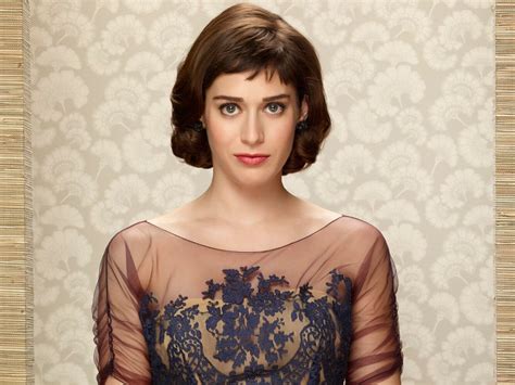 Lizzy Caplan And Her Relaxed View On Nudity