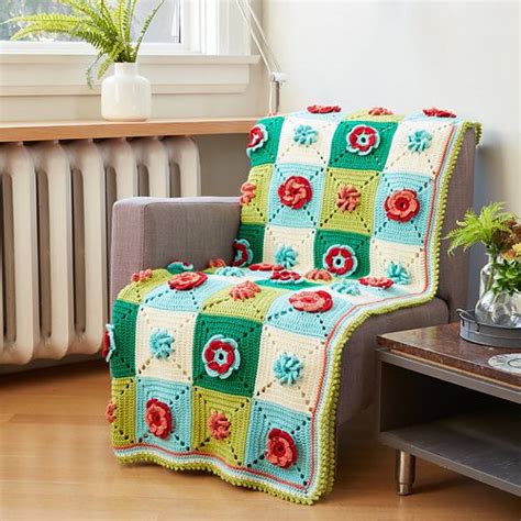 Vintage sunflower blanket floral pattern tapestry woven. Ravelry: Floral Granny Afghan pattern by Yarnspirations ...