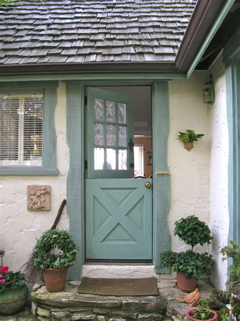 Cottage Doors Exterior Photos Cantik