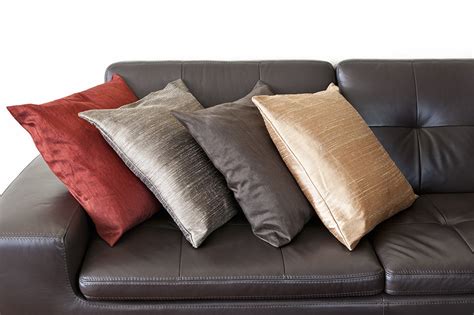 What Color Cushions Go With Light Brown Sofas Sofa Design Ideas
