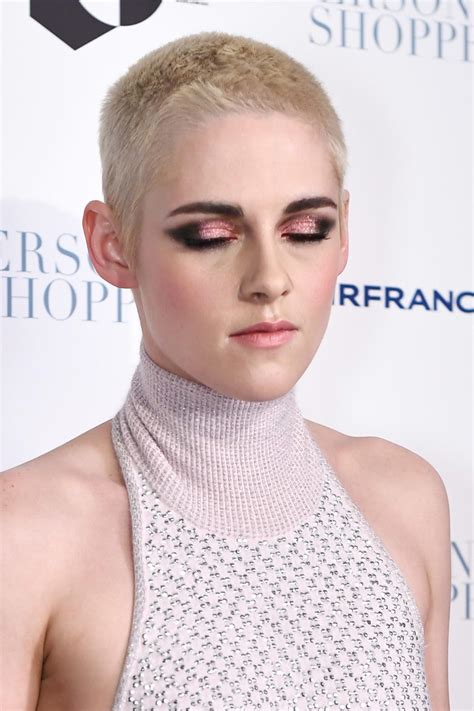 Kristen Stewart S Glittery Eye Makeup Is Incredibly Magical