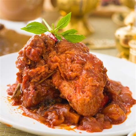 Kamu dapat memasak rendang ayam menggunakan 25 bahan dan 4 langkah. Cara Membuat Rendang Ayam yang Mudah dan Praktis