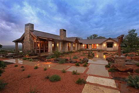 The best treehouses near me are a click away. Ranch style homes country by Shelly's House on Landscaping ...