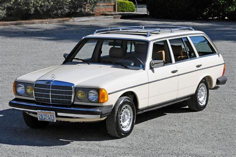 1983 Mercedes Benz 300td Turbo For Sale On Bat Auctions Sold For