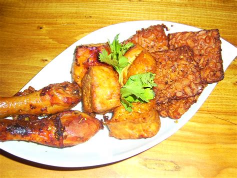 Ayam bacem panggang recipe (javanese grilled marinated chicken) the javanese are an ethnic group native to the indonesian island of java. Resep Bacem Tempe, Tahu dan Ayam : ~ kuliner mahasiswa