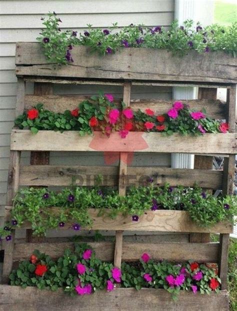 Spilling paint when painting your walls is bad, but spilling paint cool ideas can never stop pouring on profile sites, because people are different and see things differently. DIY Planters with pallets creative ideas for decorating ...