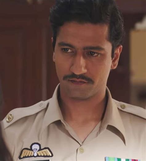 Vicky kaushal deserves all the roles and recognition and i hope he gets it bollywood is sleeping on him when he can deliver brillant performances in both #vicky kaushal #bollywood #bollywood actor #desi male #i am sorry i am a bit annoyed #actor #acting industry #cinema #masaan #bombay velvet #raazi. Vicky Kaushal hairstyle in Manmarziyaan movie: Vicky ...
