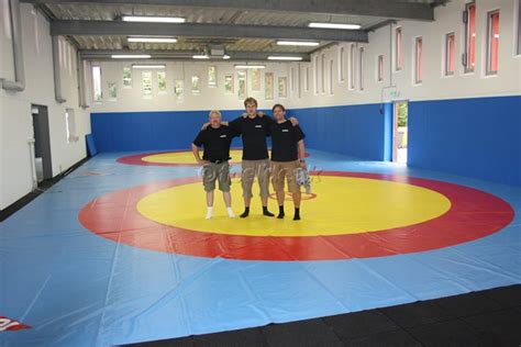 Vr bank eg hauptstelle dormagen. My-Wrestling-Guide