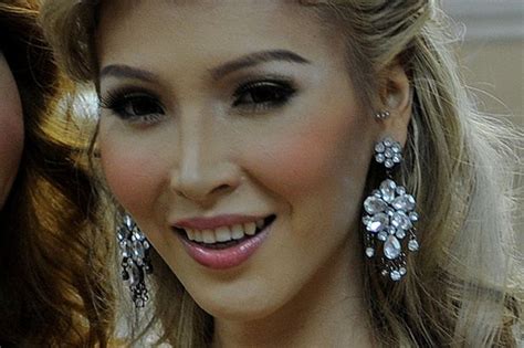 Transgender Woman Could Be Crowned Miss Universe After Beauty Pageant Ban Is Lifted Mirror Online