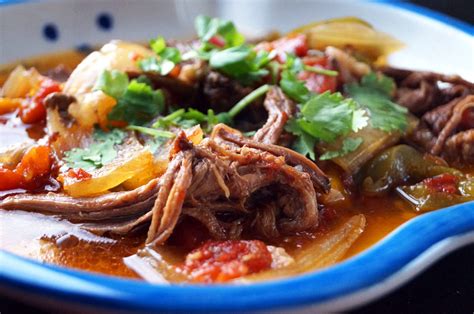 Easy Slow Cooker Cuban Ropa Vieja — The Curious Coconut