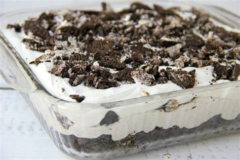 Perhaps this oreo® pudding dessert recipe is just what you need! Cookies and Cream Oreo Dessert - Bitz & Giggles