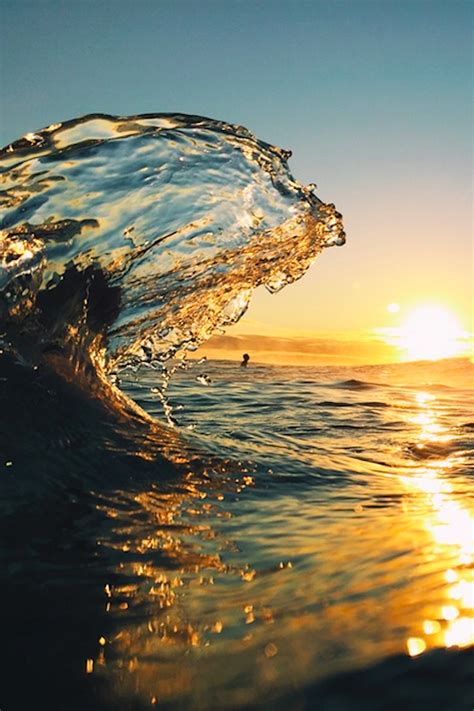 Discover more posts about ryan papenhuyzen. sundiamonds | Waves, Surfing waves, Nature pictures