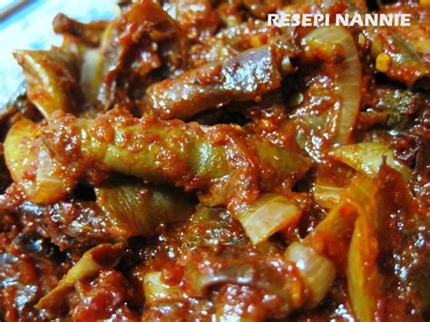 Roti jala lembut dan kari ayam berkerisik yang semerbak harum. Resipi Sambal Sotong Sedap - Resepi Bergambar