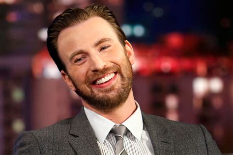 Chris Evans Talks His Leaked Penis Pic Its Embarrassing