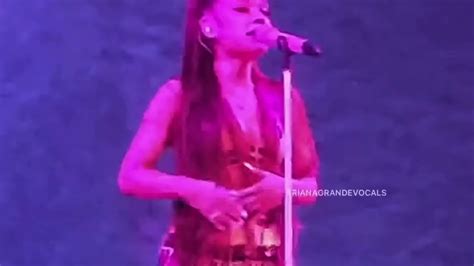 Ariana Grande Cry’s During Thank You Next On Stage Youtube