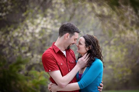 Love Bugs ~ Heather And Kyles Engagement Session · Ottawa Wedding