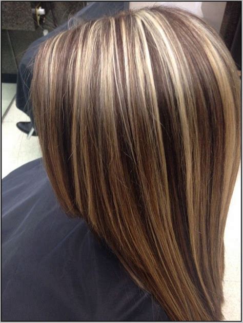 Reminding us of pouring milk into our favorite summer beverage, sarah jessica parker's dark roots and icy blonde ends are encouraging us to schedule our next hair appointment. brown hair with chunky blonde and auburn highlights ...