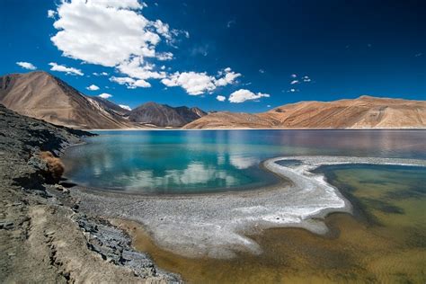 Pangong Tso Famous Tourist Attractions Of Ladakh Oyo Hotels Travel Blog