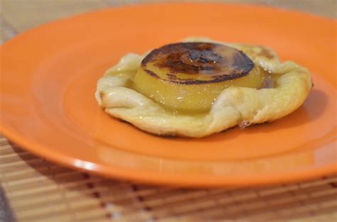 No te pierdas sus recetas en su canal de youtube, en facebook, en twitter y en instagram. Tarta tatin exprés. - - Receta - Canal Cocina
