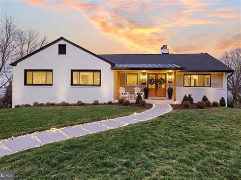 7303 Park Terrace Dr, Alexandria, VA 22307 | Zillow