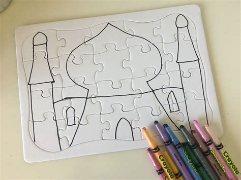 This personalized puzzle is a great way to inspire your child's creativity, and it's an activity you can come back to time and again as the designs and resulting puzzles are endless! Create Your Own Puzzle | Islam From the Start