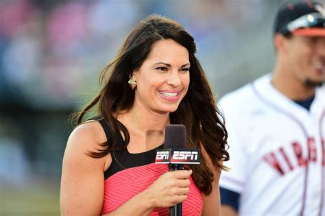 Jessica Mendoza Breaking Baseball Broadcast Barriers