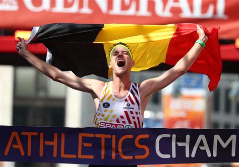 Belgian long distance runner, koen naert stayed in mammoth lakes this summer as he trained for the berlin marathon. Nog een gouden medaille! Koen Naert loopt iedereen in de ...